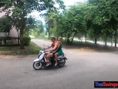 Leie, Asiatisch, Grosser arsch, Grosser schwanz, Freundin, Hardcore, Hd, Thai
