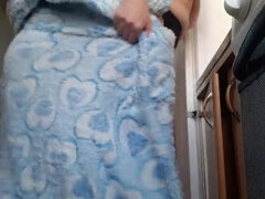 Keuken, Lesbisch, Rijpe lesbienne, Orgasme, Voorbinddildo