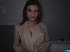 18 jaar, Grote kont, Grote lul, Grote mammen, Bruinharig, Hondjeshouding, Gezichtspunt, Tiener