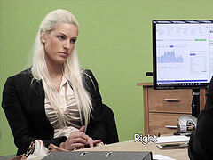 В первый раз, Белье, Голышом