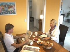 Blond, Pijpbeurt, Dichtbij, Seksspeelgoed, Moeder, Kousen, Zuigen, Tatoeage