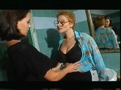 Grote mammen, Hardcore, Italiaans, Rijpe lesbienne, Oud