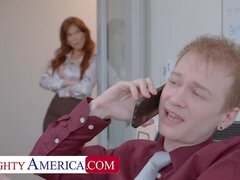 アメリカ人, 舐める尻, デカ尻, デカパイ, フェラチオ, なめる, オフィス, 赤毛