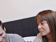 Sucer une bite, Bus, Cocu, Argent, Pov, Réalité, Adolescente, Nénés