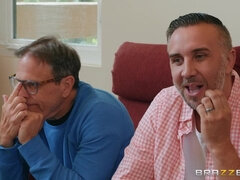 Perverted Friend's Wife Nina Elle Wanna Take A Shower Not Alone