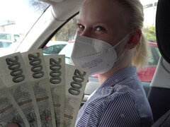 Cul, Sucer une bite, Voiture, En levrette, Pov, Claque, Dénudage, Adolescente