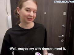 Sex Shop Girl Anna Sibster Surprises Me at My Door - HD Hindi Story