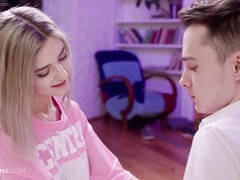 Большие сиськи, Минет, Смазливые, Член, Поцелуи, Русские, Бритые, Молоденькие