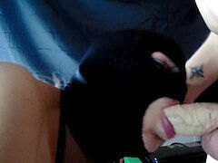 Grosse bite, Sucer une bite, Tir de sperme, Faciale, Fille latino, Masque, Masturbation, Jouets