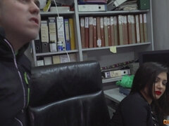 Grosser schwanz, Blasen, Braunhaarige, Schwanz, Hardcore, Milf, Büro, Reiten