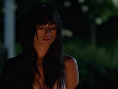 Grosse titten, Blondine, Braunhaarige, Prominente, Küssen, Milf, Party, Dürr