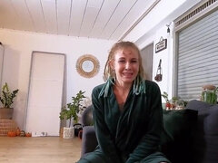 Leie, Tussi, Blondine, Spermaladung, Selbstgemacht, Rau, Dürr, Titten