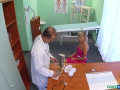 Amateur, Blonde, Éjaculation interne, En levrette, Doigter, Bureau, Chatte, Lécher le sphincter