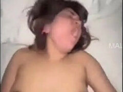 Sexy Indian Girl Shows Boobs