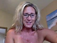 Moeder die ik wil neuken