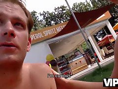 Mamada, Cornudo, Estilo perrito, Hd, Al aire libre, Pov, Público, Hijo