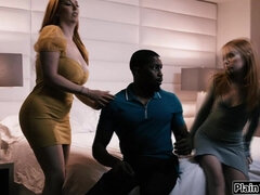 Tetas grandes, Negro, Mamada, Tetona, Interracial, Madrastra, Tabú, Trio