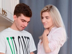 ブロンド, フェラチオ, 手コキする, キス, なめる, ロシア人, タトゥー, ティーン