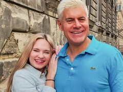 Slaapkamer, Grote kont, Grote lul, Grote mammen, Blond, Pijpbeurt, Hondjeshouding