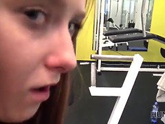 茶髪の, カップル, チン, ジム, 淫乱熟女, 母, 義母, オッパイの