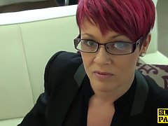 Brits, Oudere vrouw, Sperma shot, Moeder die ik wil neuken, Kut duiken, Realiteit, Roodharige vrouw, Kousen