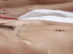 Arsch, Blasen, Hd, Lesbisch, Massage, Nippel, Schwestern, Titten