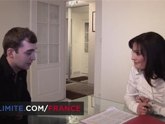 Mamada, Morena, Estilo perrito, Penetracion con dedos, Francés, Lencería, Mamá, Flaco