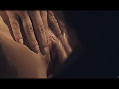 指いじり, 毛深い, キス, レズビアン, 乳首, ヌード, パンティ, タトゥー