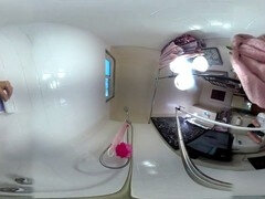 Lizzy Yum in virtual reality: exploring with a massive dildo