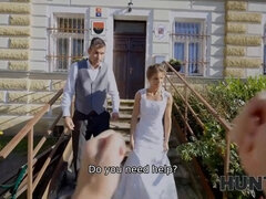 Sarah Kay gets her wedding night off with Steve Q in POV cuckold action