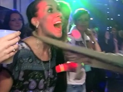 Любители, Минет, Одетые девушки голые парни, Ласковые ручки, Секс без цензуры, На публике, Реалити, Стриптиз