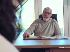 Sucer une bite, Gorge profonde, Embrassement, Seins naturels, Étudiant, Tatouage, Professeur, Nénés