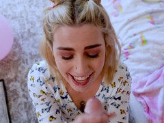 Blonde, Sucer une bite, Hard, Fessée