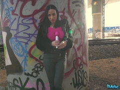 Leie, Spermaladung, Aufs gesicht abspritzen, Italienisch, Milf, Pov, Öffentlich, Muschi