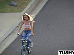 In den arsch, Blondine, Blasen, Spermaladung, Aufs gesicht abspritzen, Klaffend, Behaart, Jungendliche (18+)