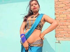 18 jaar, Tante, Badkamer, Auto, Universiteit, Indisch, Vrijster, Secretaresse