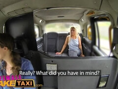 Leie, Grosser arsch, Britisch, Braunhaarige, Vollbusig, Frau, Lecken, Muschi