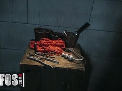 Большие сиськи, Бондаж, Грудастые, Парочка, Семяизвержение, Глубокая глотка, Бритые, Сиськи