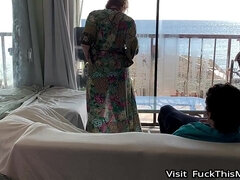 お尻, 美女, デカパイ, フェラチオ, 手コキする, 日本人, 淫乱熟女, アウトドア