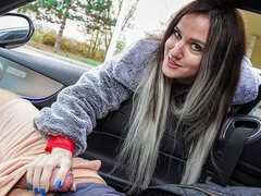 18 jahre, Grosser schwanz, Grosse titten, Blasen, Braunhaarige, Auto, Jungendliche (18+), Hure