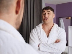 Cul, Brunette brune, Queue, En levrette, Doigter, Massage, Chevaucher, Plan cul à trois