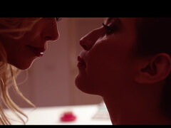 Grosse titten, Braunhaarige, Hd, Absätze, Lesbisch, Masturbation, Natürlichen titten, Titten