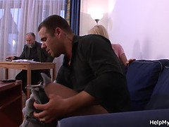 Arsch, Blondine, Geile alte tussi, Gehörnter ehemann, Handjob, Wichsen, Titten, Ehefrau