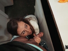 Grosser arsch, Grosser schwanz, Grosse titten, Blasen, Braunhaarige, Hundestellung