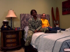 茶髪の, イく瞬間, イマラチオ, 黒人, 顔射, Hd, 異人種間, オマンコ