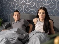 18 jaar, Mooi, Grote kont, Grote lul, Pijpbeurt, Natuurlijke tieten, Tiener, Tieten likken