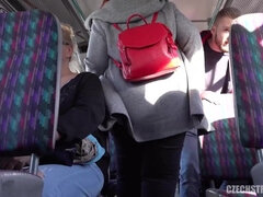 デカ尻, デカパイ, フェラチオ, バス, チェコ, 淫乱熟女, 公共, 現実