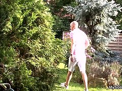 18 ans, Sucer une bite, Tchèque, Papa, Grandpère, Hard, Hd, Pigtail
