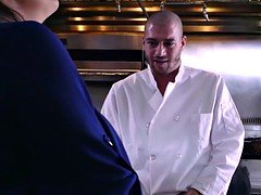 Nana, Gros seins, Grossier, Mère que j'aimerais baiser, Jarretelles