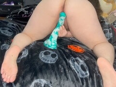 Aus dem arsch in den mund, Wohlbeleibte schöne frauen, Dildo, Füsse, Riesendildo, Orgasmus, Muschi, Spielzeuge